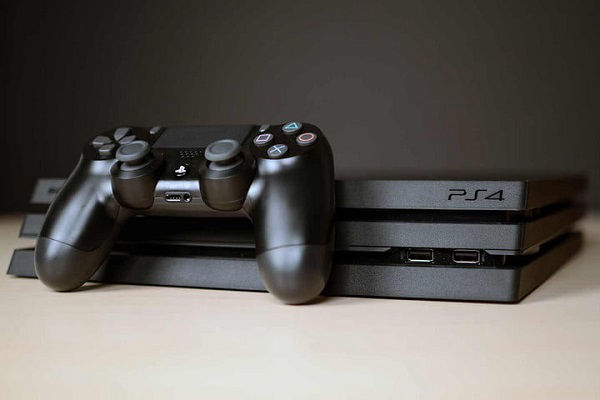 rezervacija konzole sa fifa 2019 sony playstation 4 pro beograd